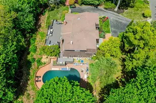 6 The Hollows W, East Norwich, NY 11732 - Photo 45