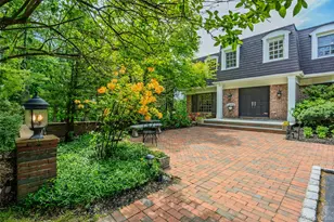 6 The Hollows W, East Norwich, NY 11732 - Photo 5
