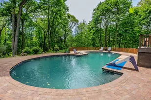 6 The Hollows W, East Norwich, NY 11732 - Photo 15