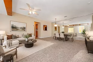 10 Aspen Ct, Coram, NY 11727 - Photo 17