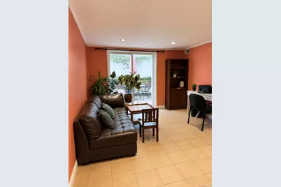 930 Merrick Rd #5, Baldwin, NY 11510 - Photo 5