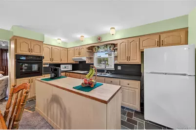 364 Lake Shore Drive, Monroe, NY 10950 - Photo 11