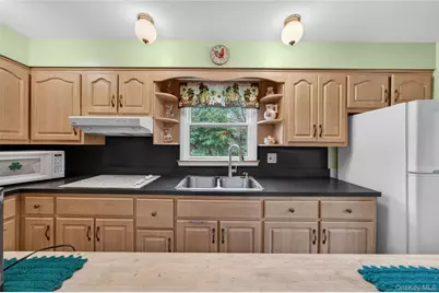 364 Lake Shore Drive, Monroe, NY 10950 - Photo 13