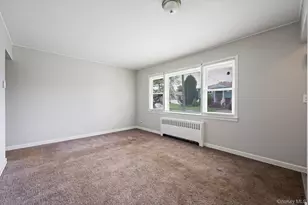 202 Nevada St, Hicksville, NY 11801 - Photo 23