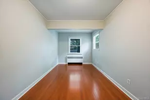 202 Nevada St, Hicksville, NY 11801 - Photo 29