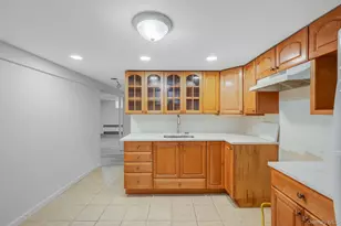 202 Nevada St, Hicksville, NY 11801 - Photo 43