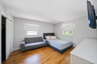 31 Crooked Hill Rd, Huntington, NY 11743 - Photo 15