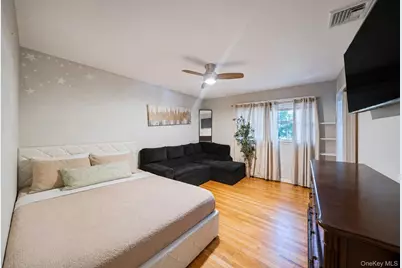 31 Crooked Hill Road, Huntington, NY 11743 - Photo 19