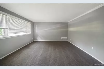 31 Crooked Hill Road, Huntington, NY 11743 - Photo 13