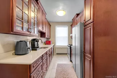 111-15 75th Avenue #6J, Forest Hills, NY 11375 - Photo 7
