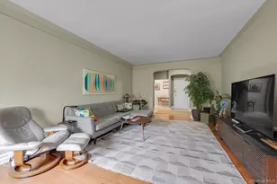 111-15 75th Ave, Forest Hills, NY 11375 - Photo 5