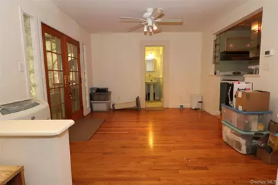 2027 Oakland Avenue, Wantagh, NY 11793 - Photo 19