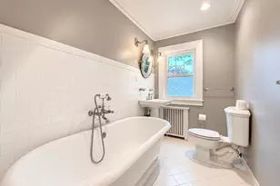 1 Edgehill Rd, Glen Cove, NY 11542 - Photo 19