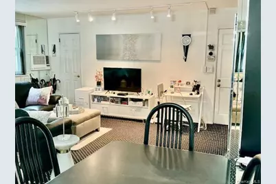 5767 246th Upper Crescent #UPPER A2, Douglaston, NY 11362 - Photo 3