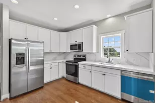 21 Harcourt Cosman Dr, Newburgh, NY 12550 - Photo 13