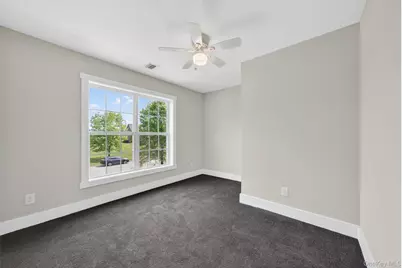 21 Harcourt Cosman Drive, Newburgh, NY 12550 - Photo 37