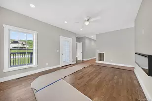 21 Harcourt Cosman Dr, Newburgh, NY 12550 - Photo 11