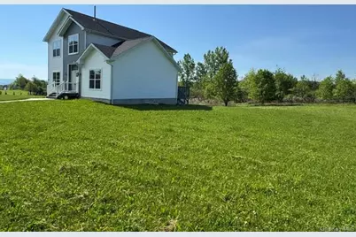 21 Harcourt Cosman Drive, Newburgh, NY 12550 - Photo 47
