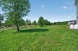 21 Harcourt Cosman Dr, Newburgh, NY 12550 - Photo 45