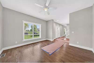 21 Harcourt Cosman Drive, Newburgh, NY 12550 - Photo 17