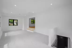 329 Railroad Ave, Center Moriches, NY 11934 - Photo 17