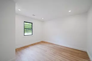 329 Railroad Ave, Center Moriches, NY 11934 - Photo 21
