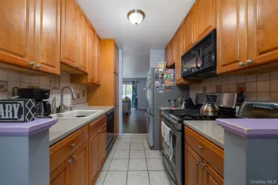 2304 Magnolia Walk, Poughkeepsie, NY 12603 - Photo 5