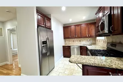5839 196th Place, Fresh Meadows, NY 11365 - Photo 5
