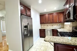 58-39 196th Pl, Fresh Meadows, NY 11365 - Photo 5