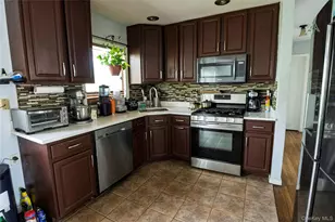 2687 Fox Rd, Baldwin, NY 11510 - Photo 13