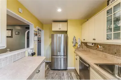 217-22A 73rd Avenue #Upper, Oakland Gardens, NY 11364 - Photo 5