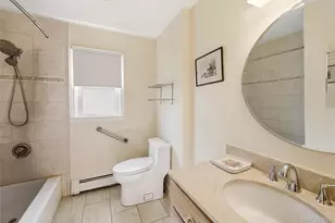 234 Winthrop Ave, Westbury, NY 11590 - Photo 11