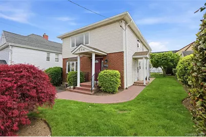 234 Winthrop Avenue, Westbury, NY 11590 - Photo 3