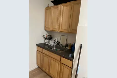 1714 Saint Peters Avenue, Bronx, NY 10461 - Photo 7