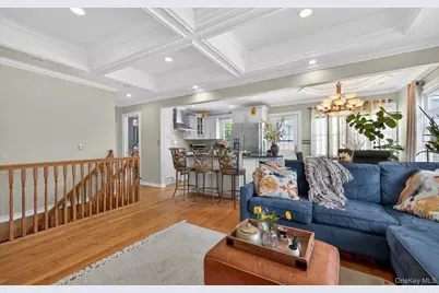 24814 Depew Avenue, Little Neck, NY 11363 - Photo 21