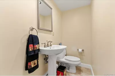 56 Middle Lane, Jericho, NY 11753 - Photo 25