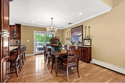 56 Middle Lane, Jericho, NY 11753 - Photo 9