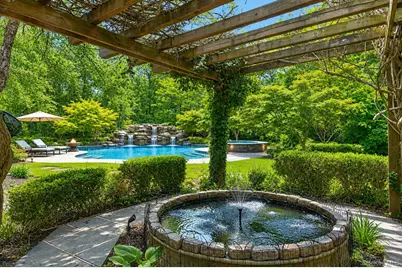 1 Springwood Path, Syosset, NY 11791 - Photo 37