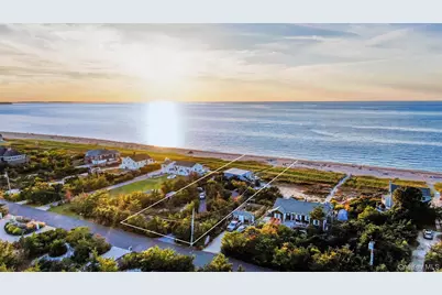 825 N Sea Drive, Southold, NY 11971 - Photo 1