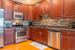 781 Huntington Dr, Fishkill, NY 12524 - Photo 11