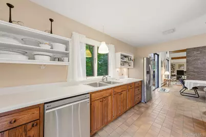 176 Route 118, Yorktown Heights, NY 10598 - Photo 13