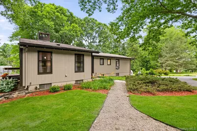 176 Route 118, Yorktown Heights, NY 10598 - Photo 3