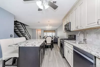 76 Belmar Drive W, New York, NY 10314 - Photo 5