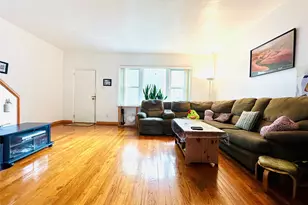 33-33 72nd St, Jackson Heights, NY 11372 - Photo 3