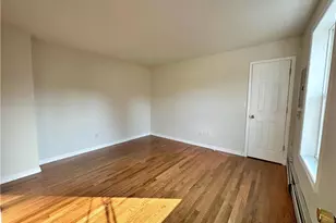 174 Myrtle Ave, Mahopac, NY 10541 - Photo 9