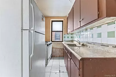 2830 Briggs Avenue #5E, Bronx, NY 10458 - Photo 11