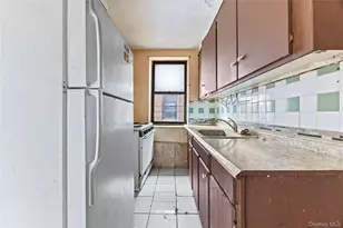 2830 Briggs Ave, Bronx, NY 10458 - Photo 11