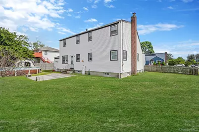 75 Barnum Street, West Babylon, NY 11704 - Photo 29