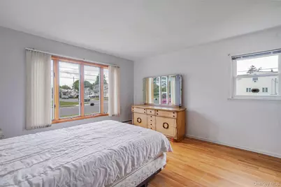 75 Barnum Street, West Babylon, NY 11704 - Photo 11