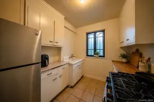 1450 Parkchester Rd, Bronx, NY 10462 - Photo 5